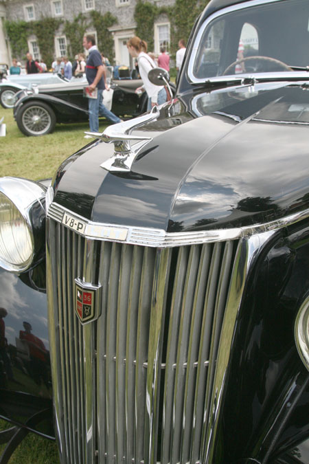 (00) 1948 Ford V8 Pilot 07-10-2050.JPG